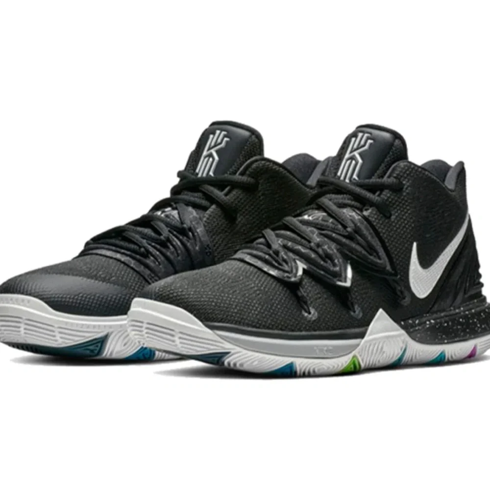 NIKE KYRIE 5 GS BLACK WHITE AQ2456-901